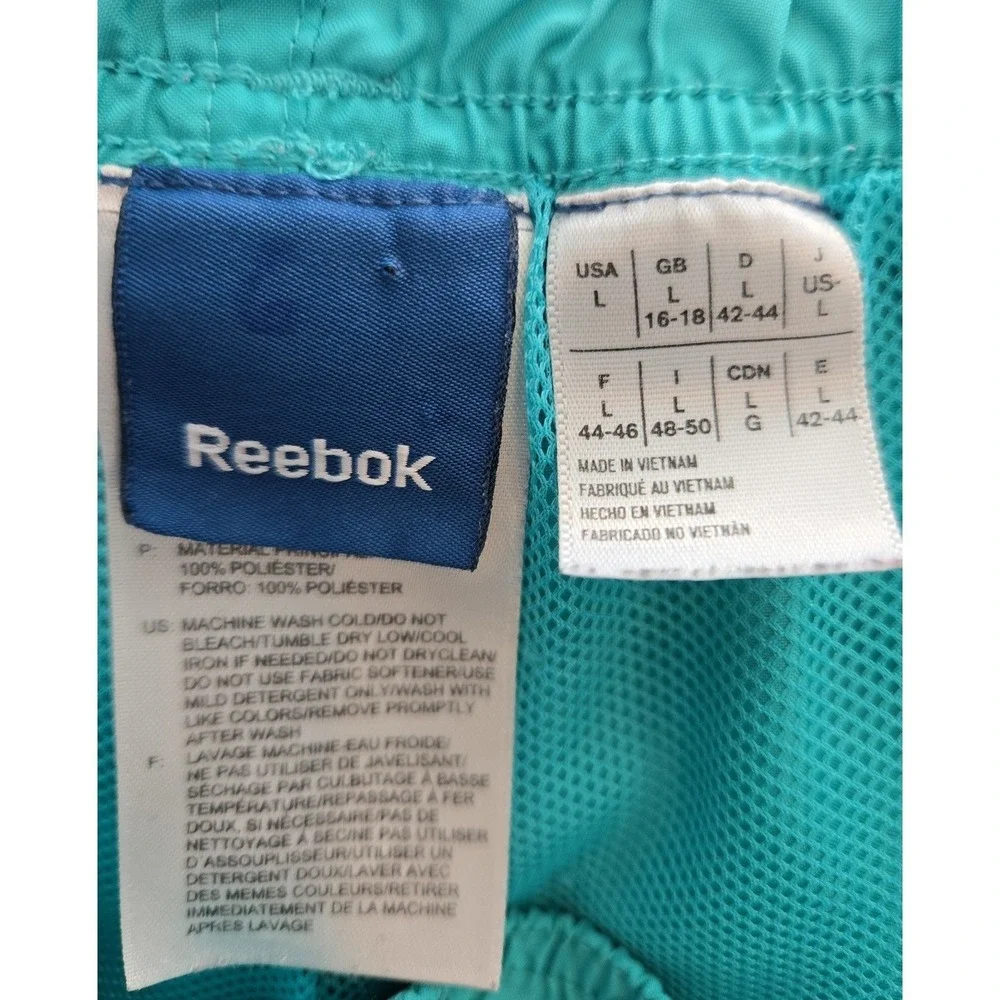 Reebok Womans Athletic Shorts Size Large Turquoise‎